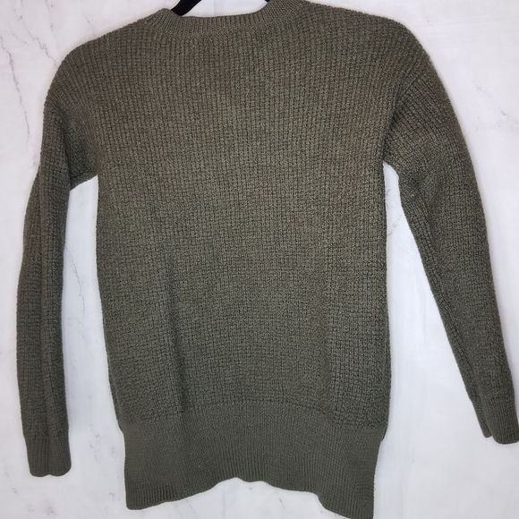 Aritzia Wilfred Free 100% merino wool sweater - Picture 4 of 8